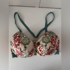 Adore me beautiful floral Bra 32DD